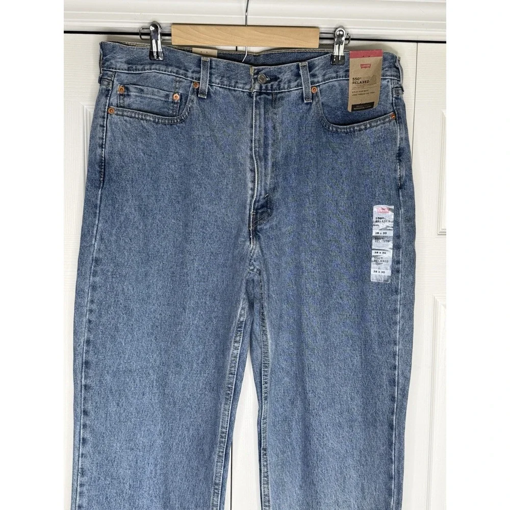 Levi's 550 Men's Relaxed Fit Jeans Stonewash Blue Denim 100% Cotton Sz 38x30 NWT